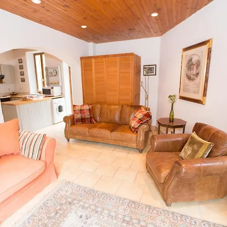 Coach House Vakantiehuis *